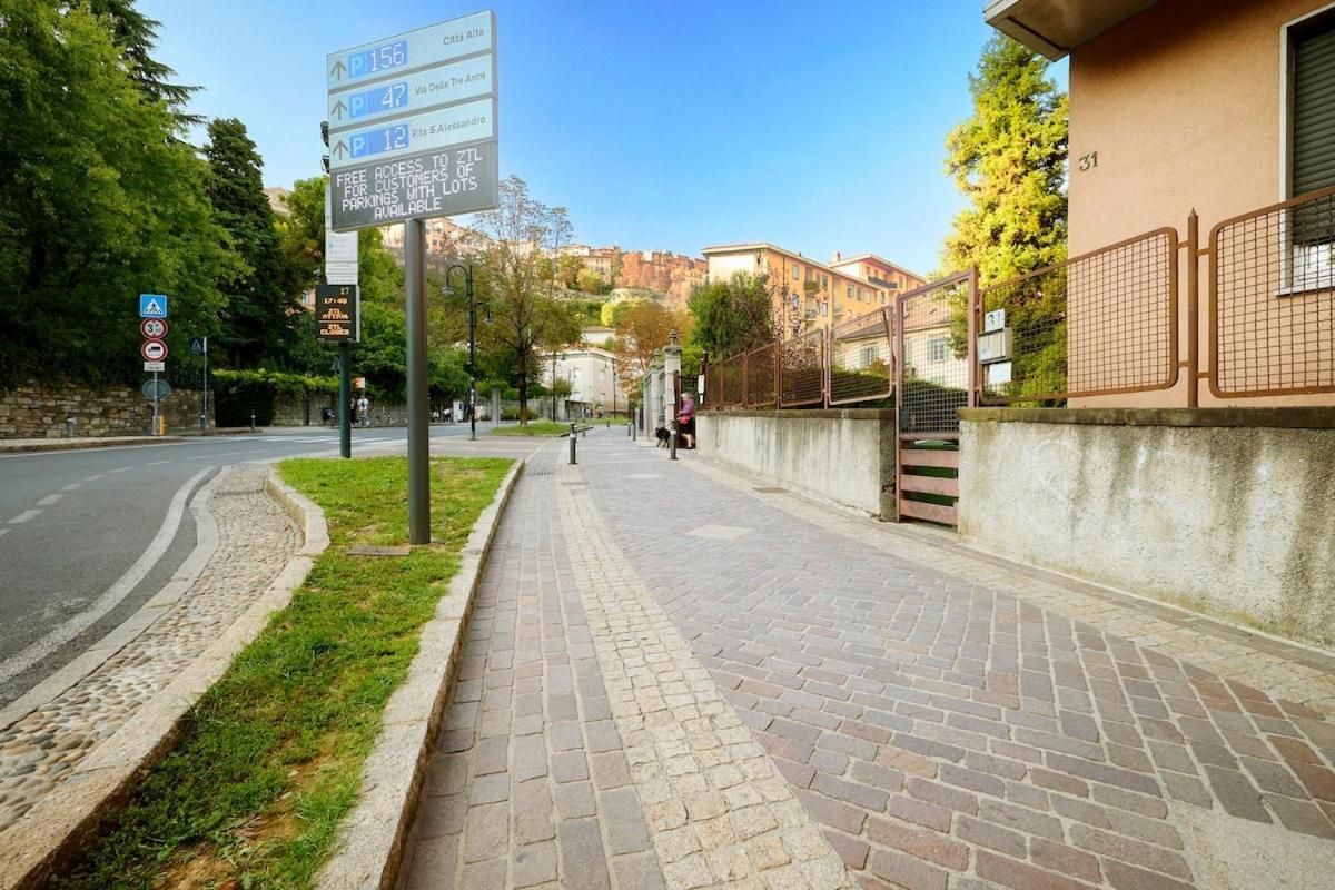 100M Dalla Funicolare Di Citta Alta- 10 Ospiti Bergamo Kültér fotó