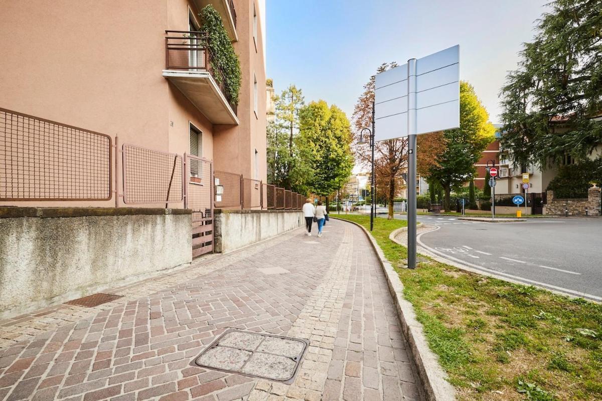 100M Dalla Funicolare Di Citta Alta- 10 Ospiti Bergamo Kültér fotó